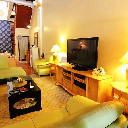 Red Inn Heritage Guest House George Town Ngoại thất bức ảnh
